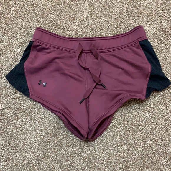 UA size S fitted, wine colored, polyester athletic shorts - Picture 1 of 2